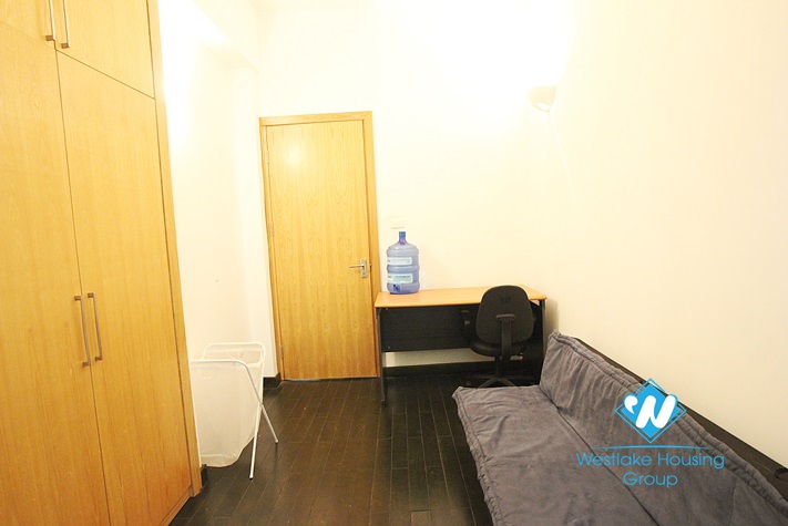 02 bedrooms apartment for lease in Hoan Kiem, quiet location